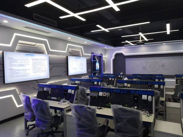 面向未来 创造智能互联新世界 武汉软件工程职业学院计算机学院的信息系统集成服务人才培养